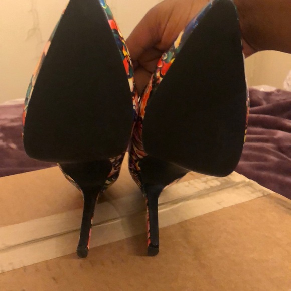 Graffiti Pump - Picture 4 of 4